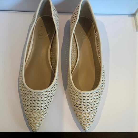 Sam Edelman Wanda Pointed Toe Ivory Flat Womens Size 8 - Picture 1 of 6